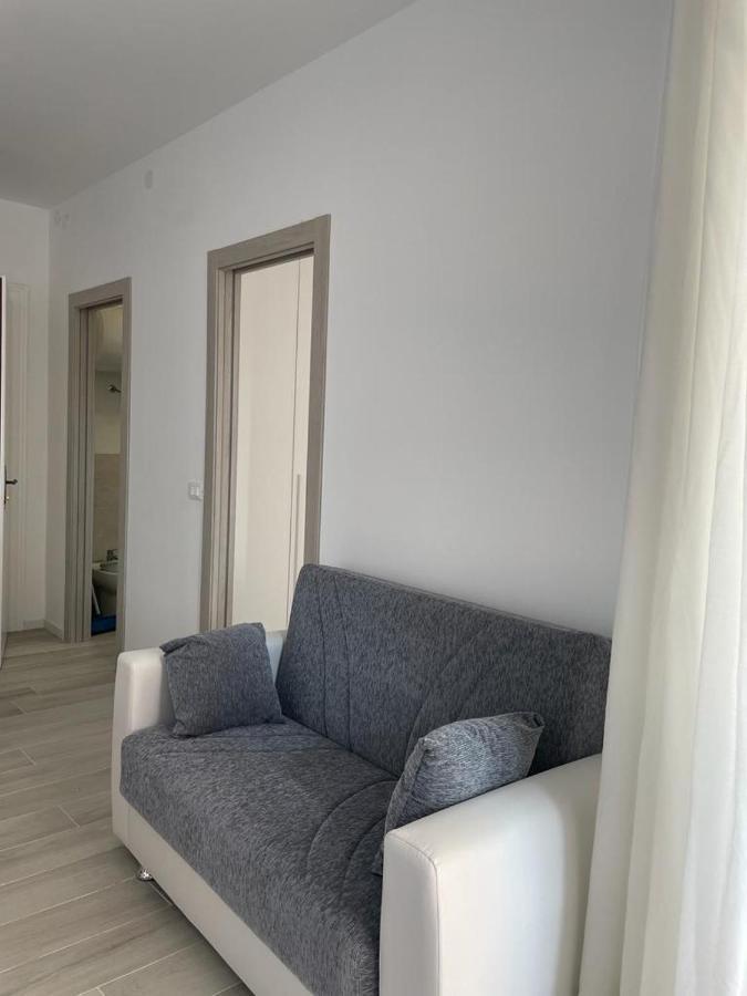Residence Apollo - Walterigato Apartments Solo Per Famiglie ลิโดดิเยโซโล ภายนอก รูปภาพ