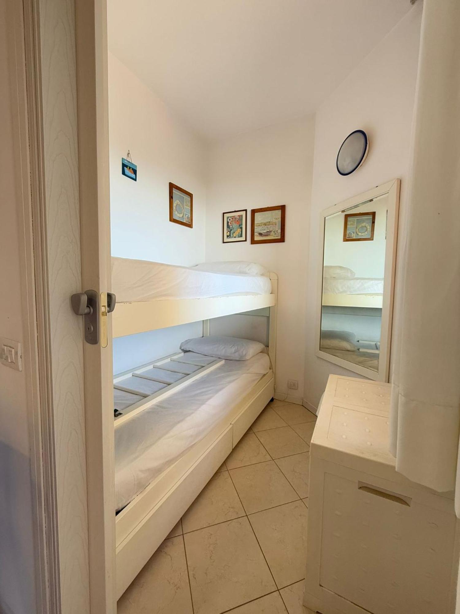Residence Apollo - Walterigato Apartments Solo Per Famiglie ลิโดดิเยโซโล ภายนอก รูปภาพ
