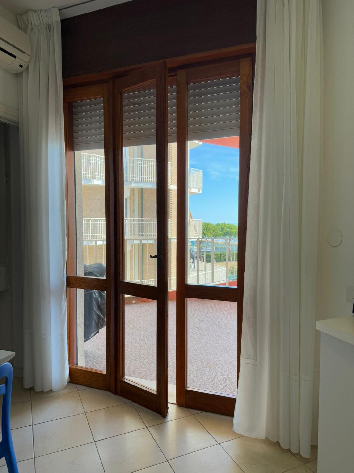 Residence Apollo - Walterigato Apartments Solo Per Famiglie ลิโดดิเยโซโล ภายนอก รูปภาพ
