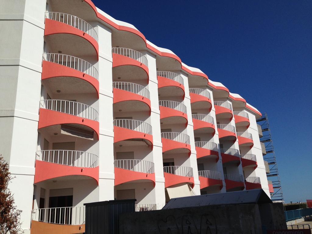 Residence Apollo - Walterigato Apartments Solo Per Famiglie ลิโดดิเยโซโล ภายนอก รูปภาพ
